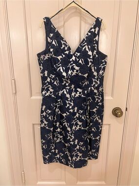 Cream and navy floral midi dress size 14 **slight discolouration under arms**